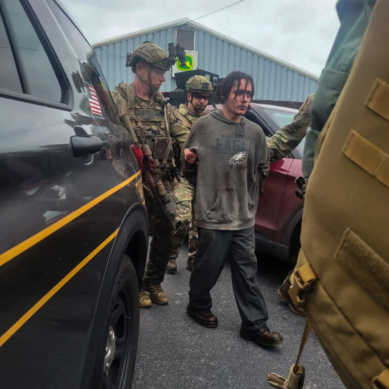Danilo Cavalcante is captured by law enforcement.