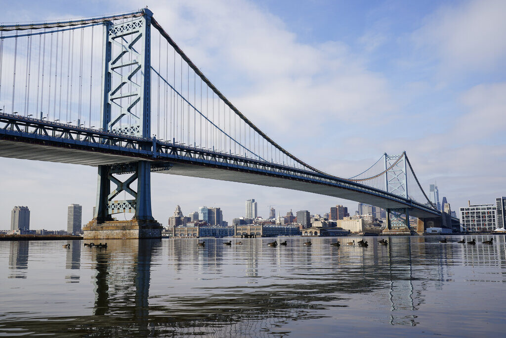 Benjamin Franklin Bridge The Benjamin Franklin Bridge spanning the Delaware River