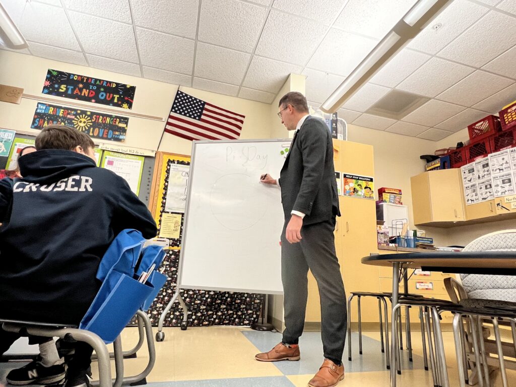 matt-meyer-school-new-castle-county-2023-09-21 Matt Meyer teaching a class in a school room