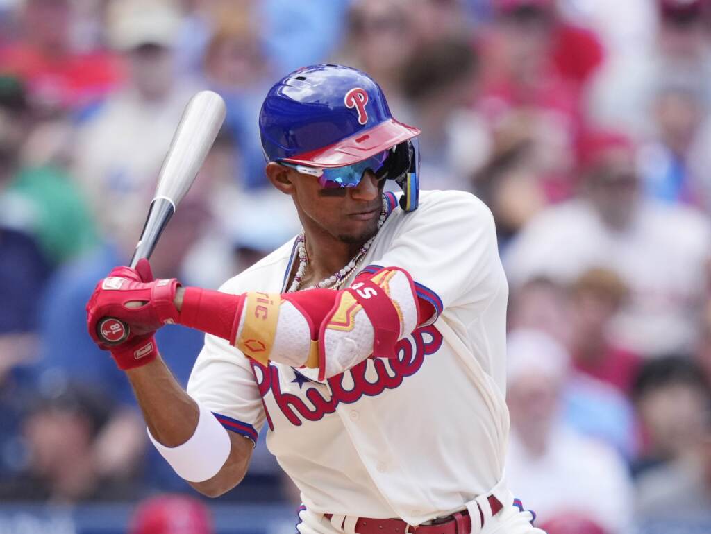 phillies-johanrojas-scaled Johan Rojas at bat in a game