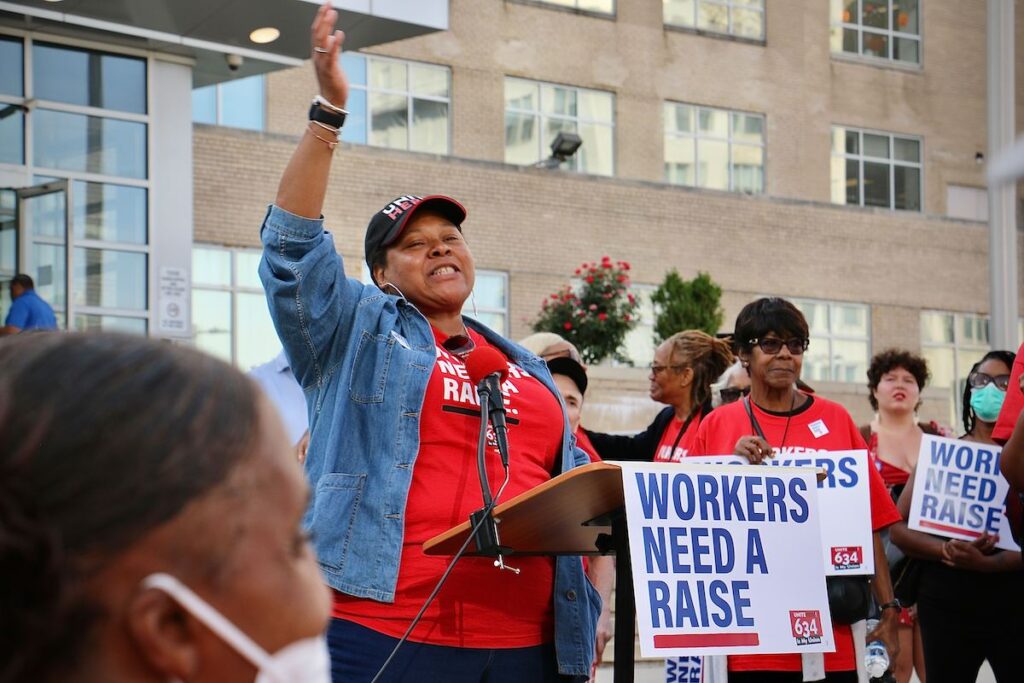 unite-here-rally-philly-schools-6 A close-up of Nicole Hunt, speaking at a podium.