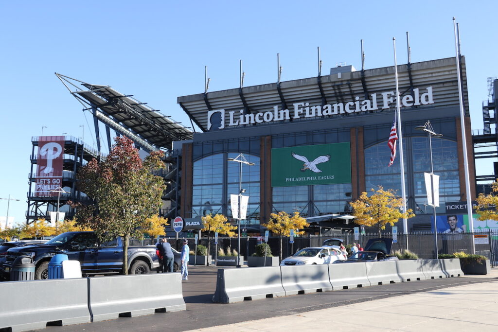 019A1961 The Philadelphia Eagles home stadium, Lincoln Financial Field, has a banner rooting for their neighbors across the street. (Cory Sharber/WHYY)