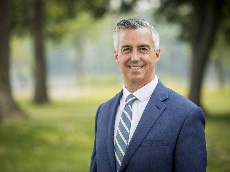 Bob Harvie headshot