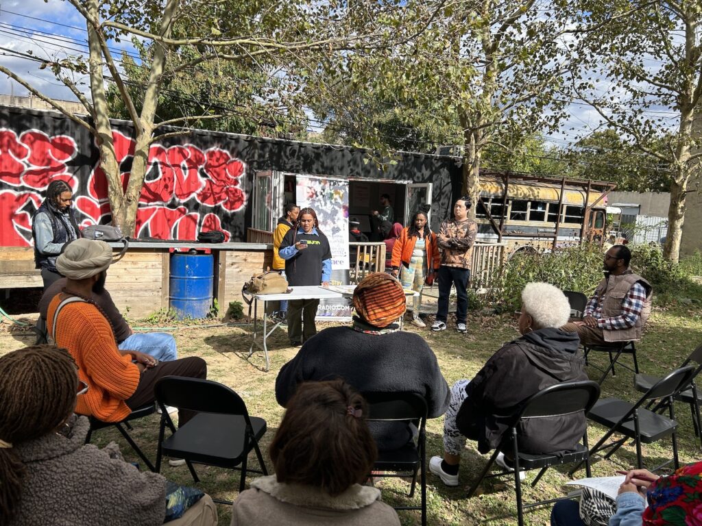 ecofest-wurd-s-schmidt-2023-10-10-1 Dylan Lewis speaking to the group