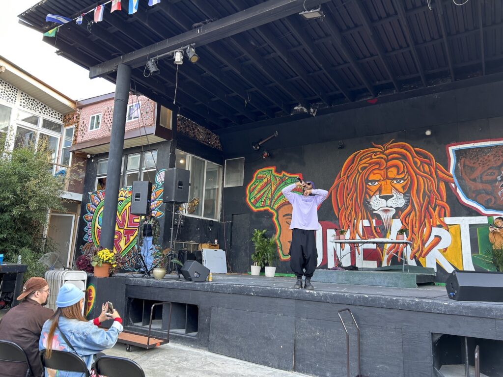 Stonez the Organic performing on stage.