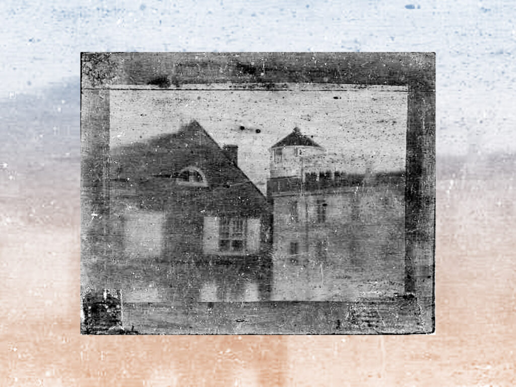 josephsaxton-first-photograph-daguerreotype This 1839 daguerreotype by Joseph Saxton, of Philadelphia Central High School and the Pennsylvania State Arsenal, is thought to be the oldest surviving photo taken in the United States.
