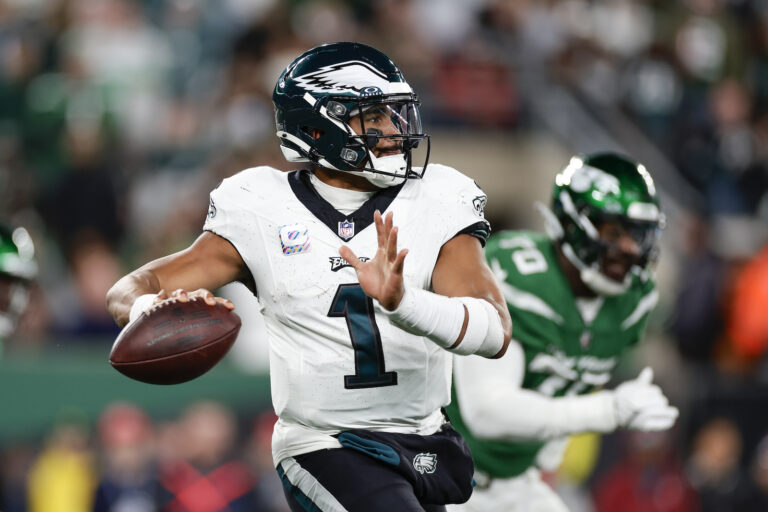 Philadelphia Eagles quarterback Jalen Hurts (1) looks to throw during a game against the New York Jets, Sunday, Oct. 15, 2023, in East Rutherford, N.J.