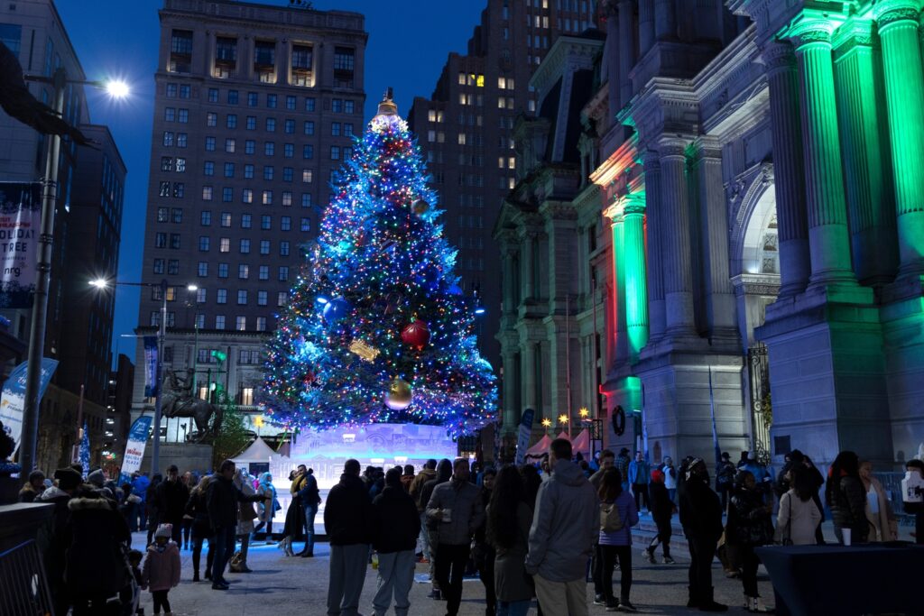 Philadelphia,,Pa.,Usa,,Dec.,12,,2021:,Christmas,Tree,In,Philadelphia, Lit up Christmas tree at city hall