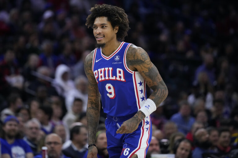 Kelly Oubre on the court