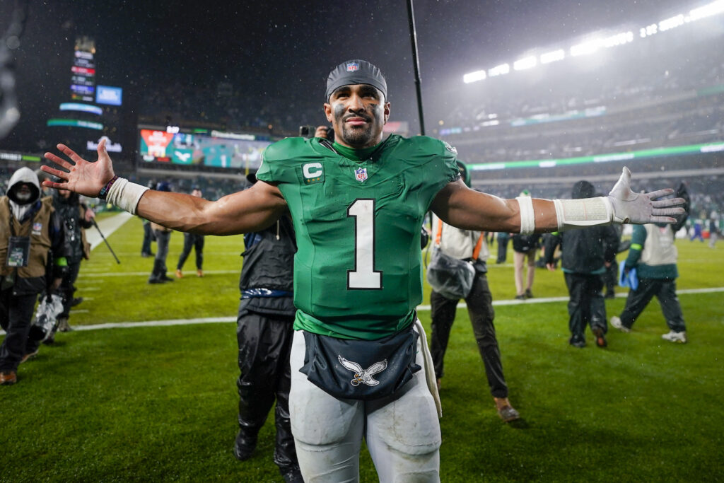 APTOPIX Bills Eagles Football Philadelphia Eagles quarterback Jalen Hurts celebrates after scoring the game-winning touchdown against the Buffalo Bills