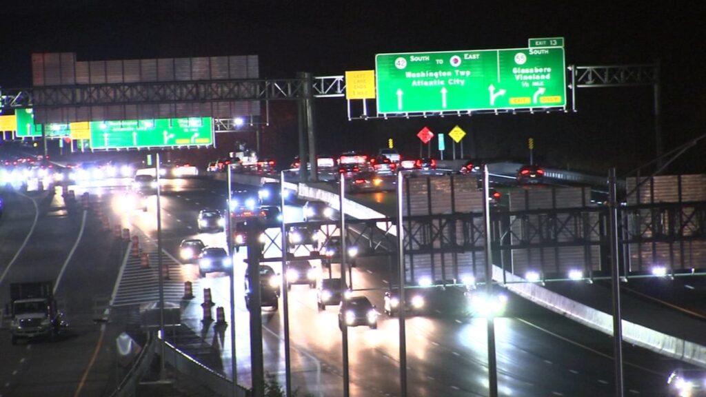 i295-rt40-ramp-reopens-6abc-2023-11-28 Highway at night