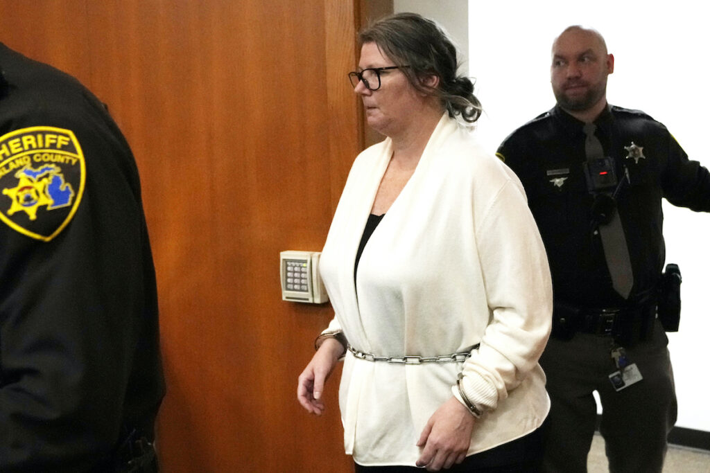 School Shooting Mother Charged Jennifer Crumbley arrives in court, Monday, Feb. 5, 2024 in Pontiac, Mich. The jury received instructions from a judge and begin deliberations in an unusual trial against a school shooter's mother. The deliberations which began Monday could send Crumbley to prison if she is convicted of contributing to the deaths of four students in 2021. (AP Photo/Carlos Osorio, Pool)