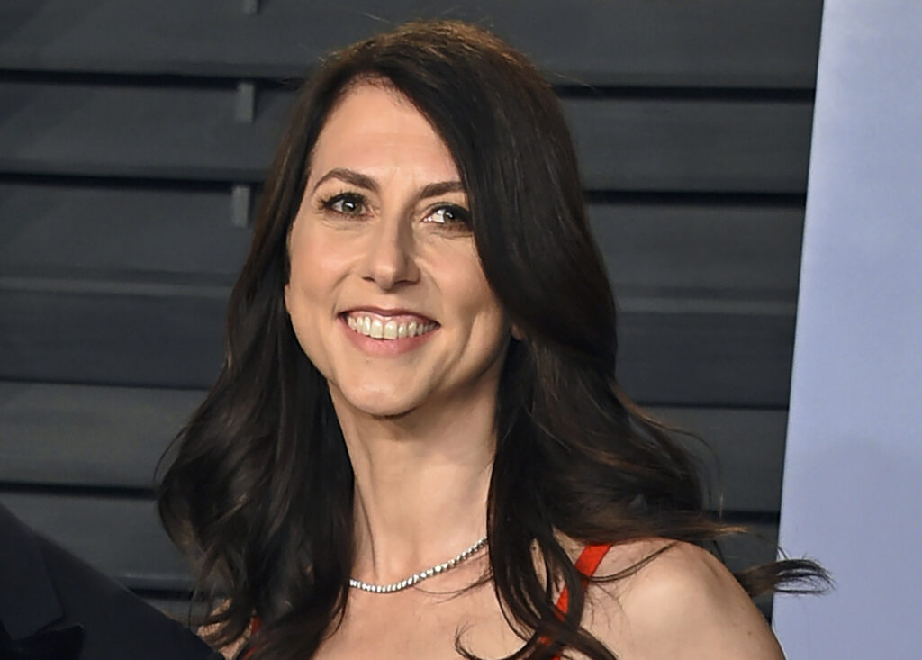 FILE - Billionaire philanthropist MacKenzie Scott arrives at the Vanity Fair Oscar Party, March 4, 2018, in Beverly Hills, Calif.  Scott publicized some $2.1 billion that she's made in charitable donations since November 2022, in a post Wednesday, Dec. 6, 2023, on her website Yield Giving.(Evan Agostini/Invision/AP, File)