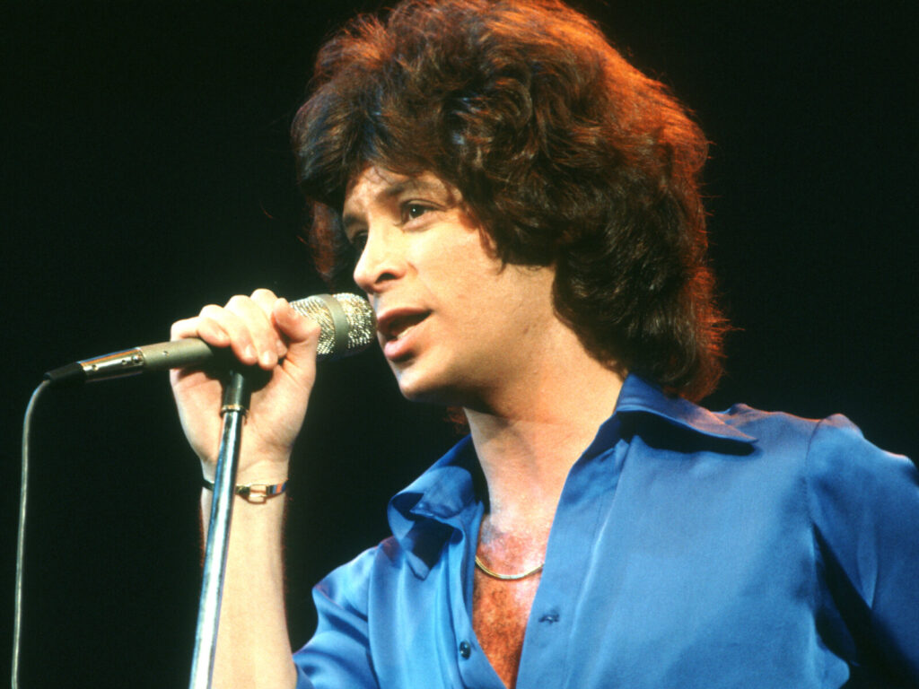 eric-carmen-b50e3f863a76e098434f92f25f7d4f5f7036f55d-s1600-c85 Eric Carmen was the frontman for the Raspberries. The singer wrote music that helped set the mood for several popular movies throughout his career, including Dirty Dancing.