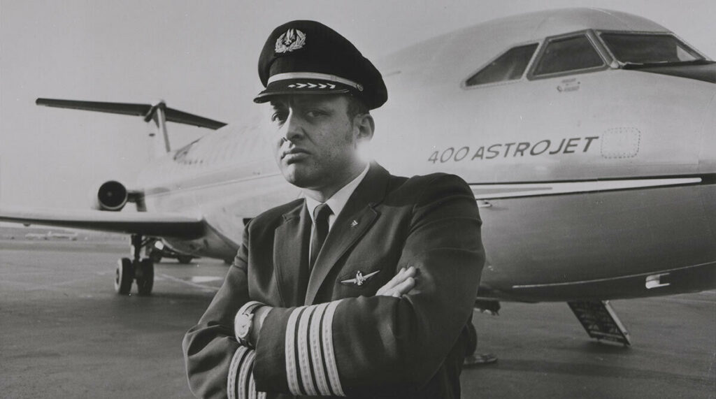 harris3_custom-aa6af7428acbbcccf42a9d24daeb202c910f0c4b-s1600-c85 American Airlines has announced the passing of Capt. David E. Harris. In 1964, Harris became the first Black pilot of a commercial airline when American hired him. (