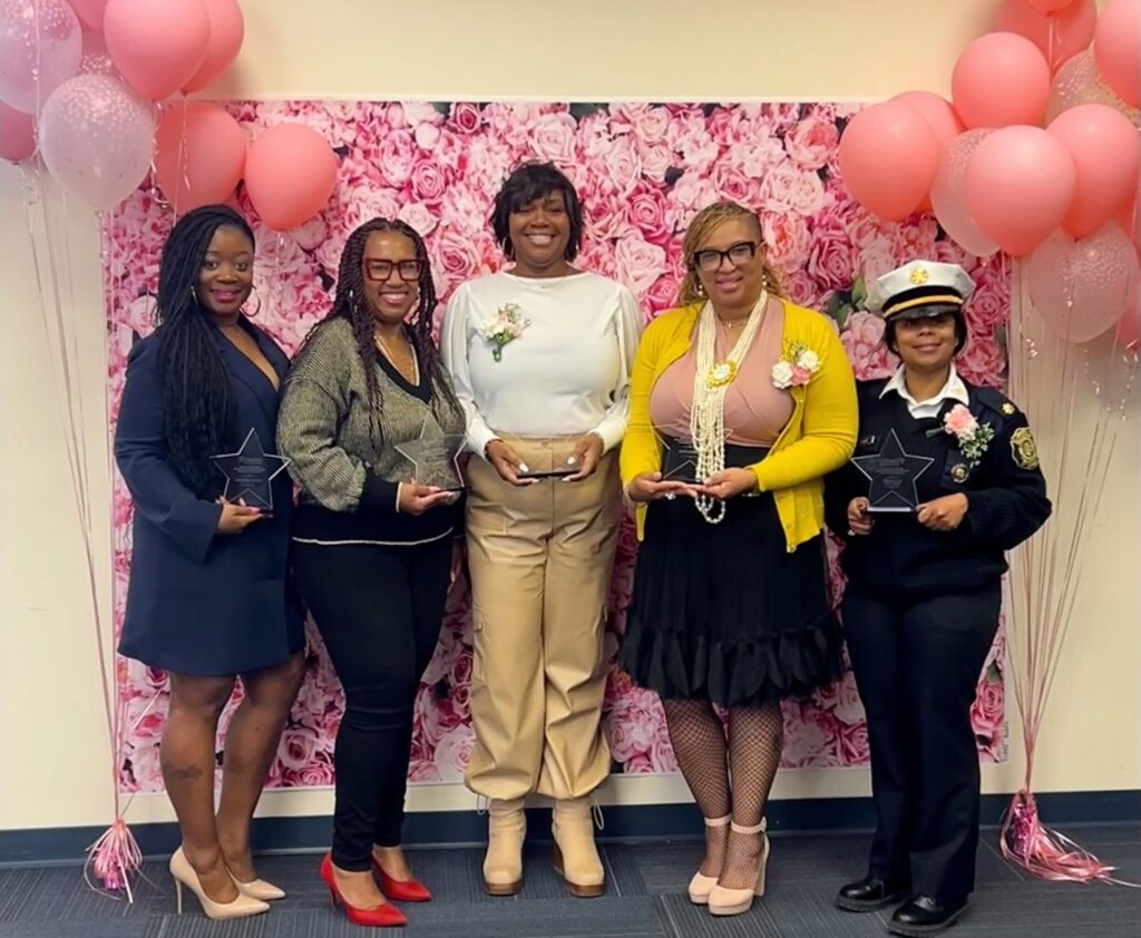 luncheon-a-fitzpatrick-2024-03-22-6 5 women posing for a photo together