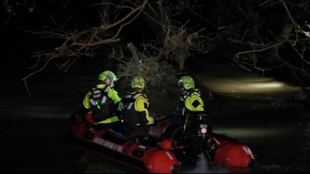 maxresdefault Authorities search for a child who was swept away in a creek in Chester, Pennsylvania
