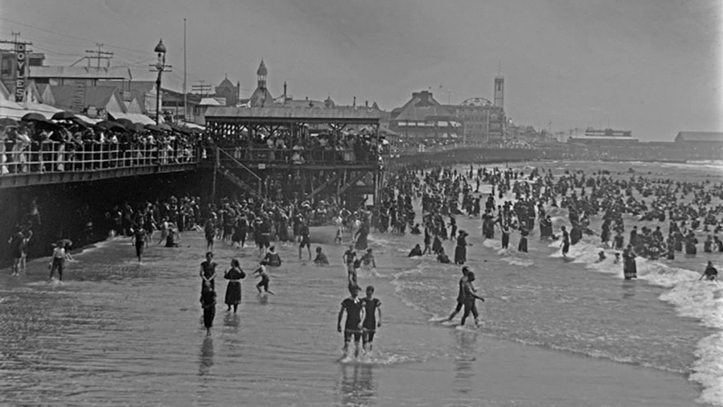 nj-state-museum-2024-03-20-01B Vintage photo of a very crowded beach