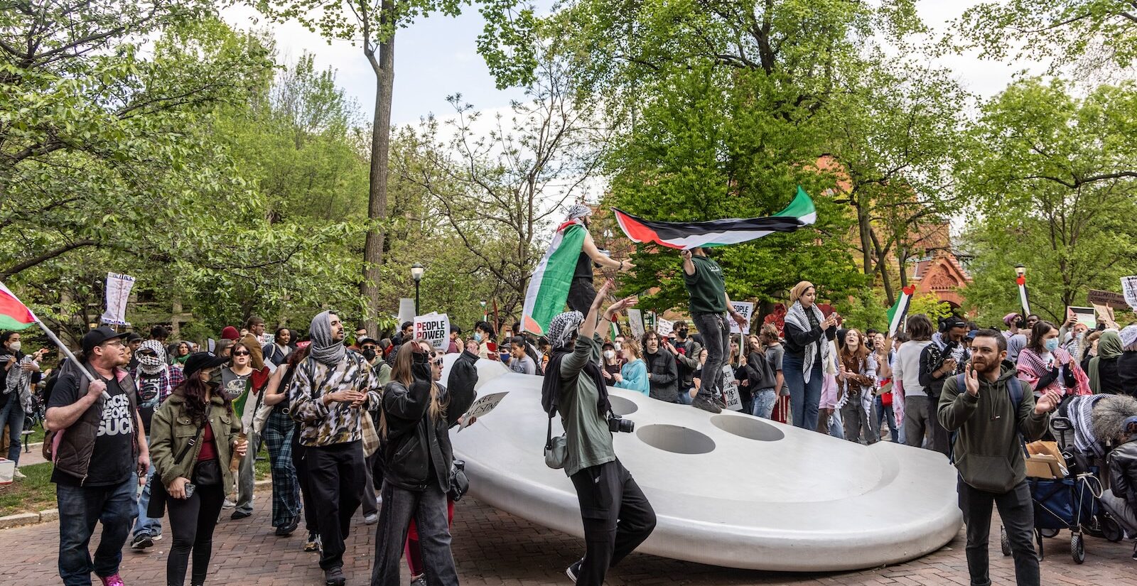 Philadelphia Temple, Drexel and UPenn students marched to the campus