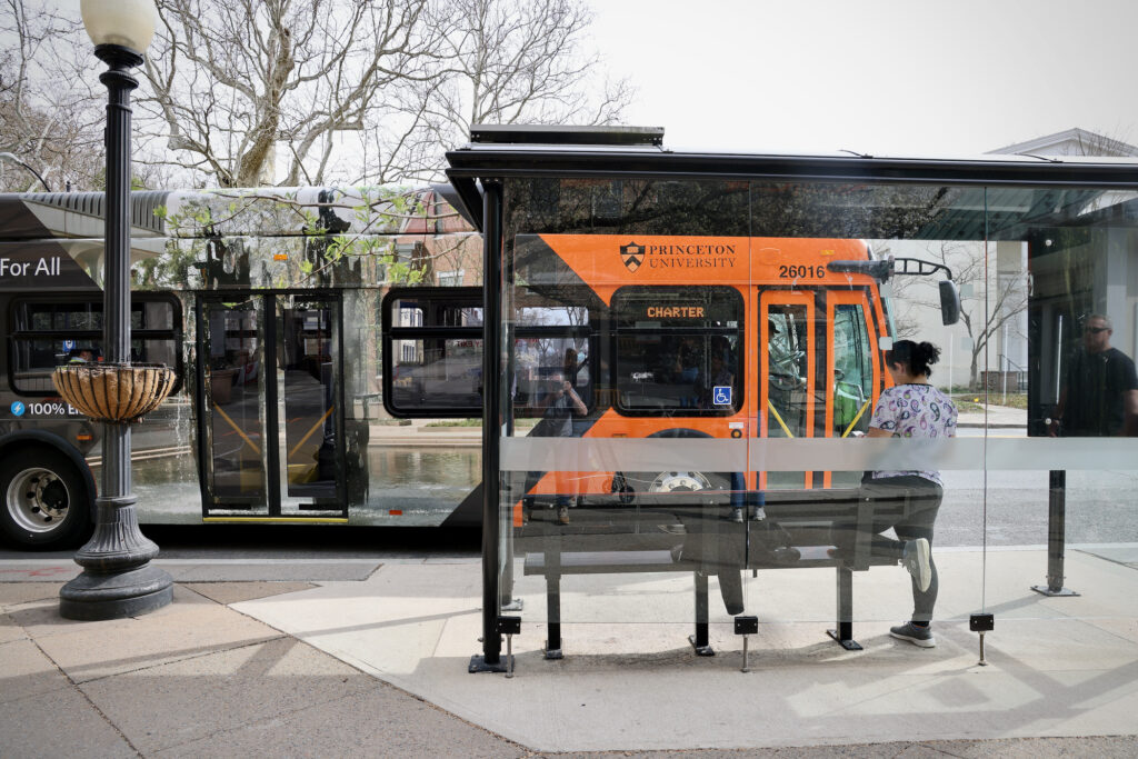 2024 03 15-e lee-princeton nj princeton university-electric bus fleet bus stop A Tiger Transit electric but stops on Nassau Street