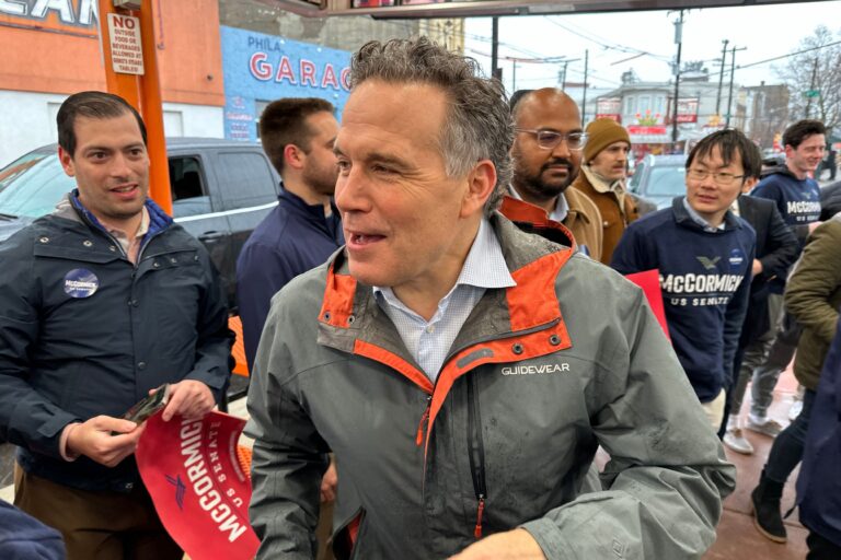 David McCormick greets supporters. (Carmen Russell-Sluchansky/WHYY)