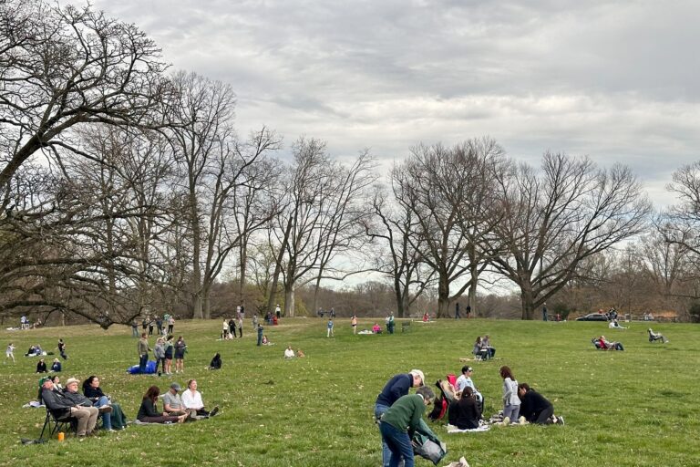 Community members at Rockford State Park