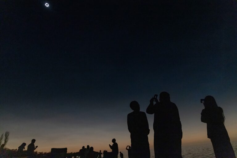 People gather in Ashtabula, Ohio to view the eclipse