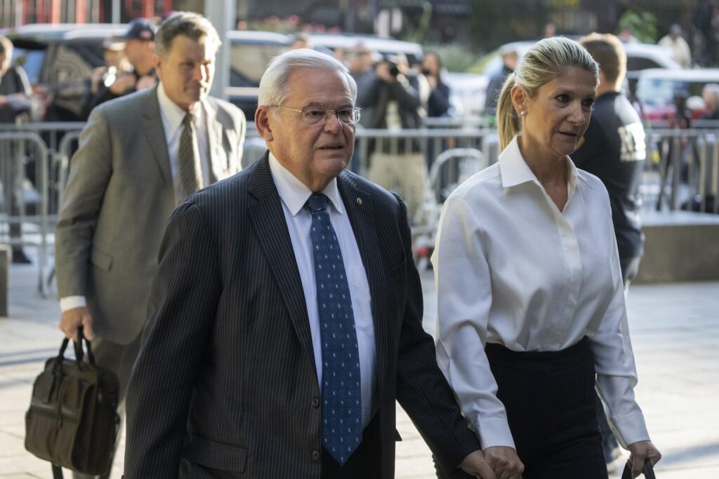Menendez Bribery Democratic U.S. Sen. Bob Menendez of New Jersey, left, and his wife, Nadine Menendez, arrive at the federal courthouse in New York, Sept. 27, 2023.