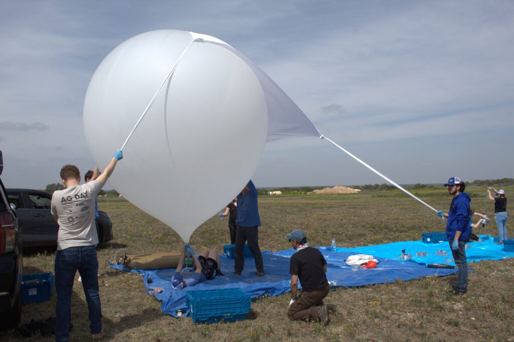 solar-eclipse-2024-experiment-balloon-university-of-delaware (1) The University of Delaware's balloon