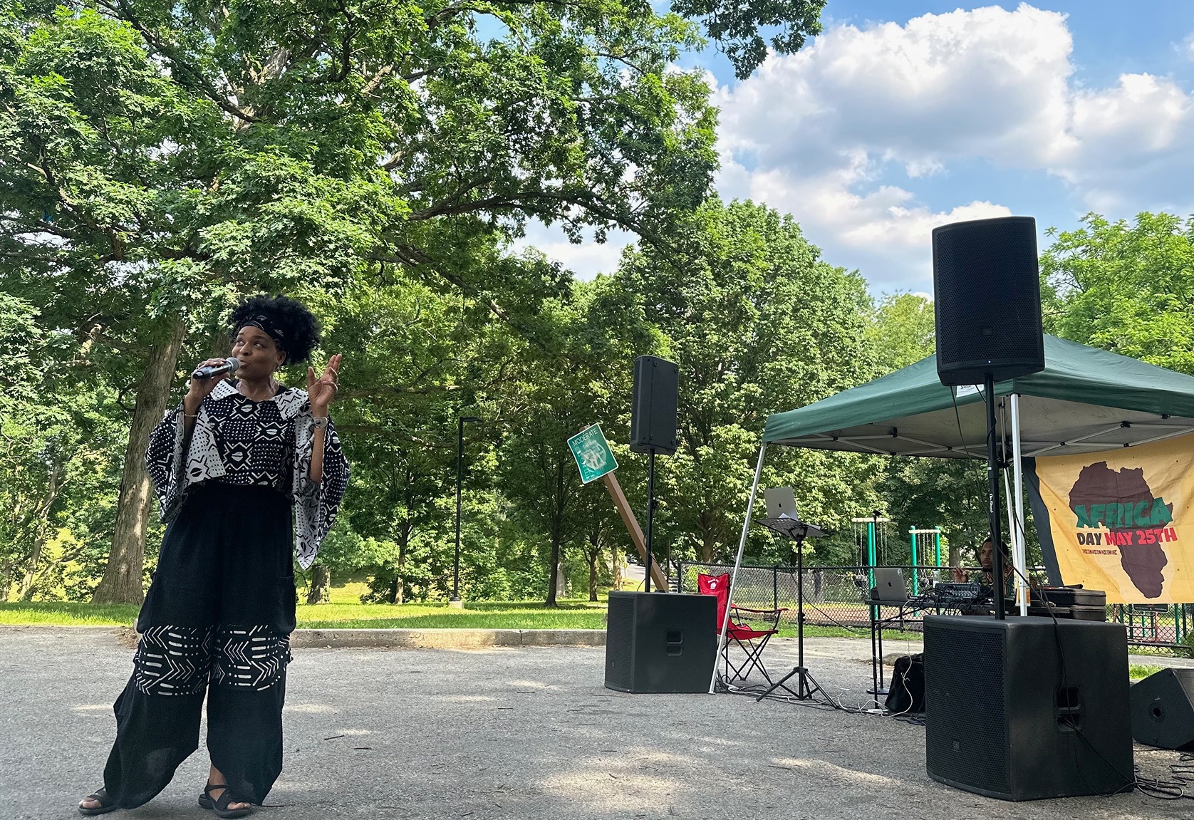Patrice Hawthorne singing