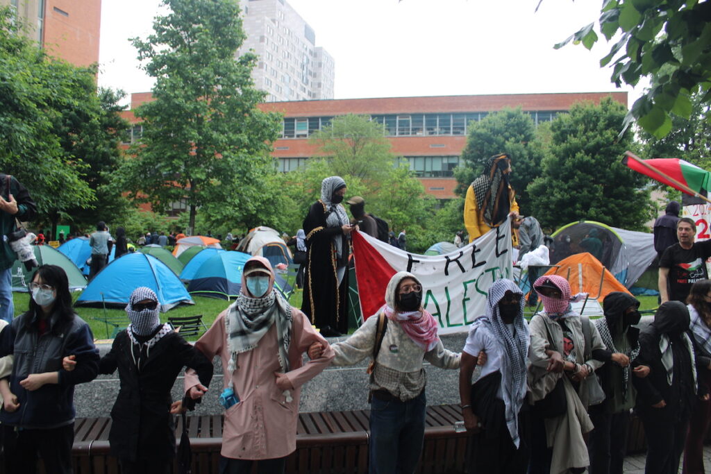 gaza-protest-11 protesters on drexel campus