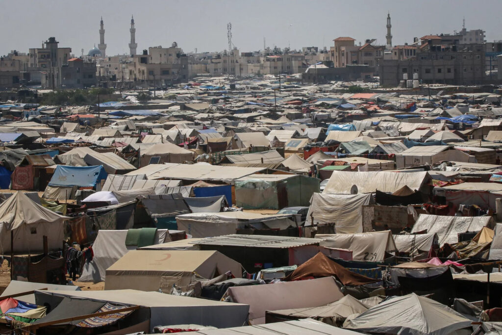 rafah-tents-gaza Makeshift tents in Rafah