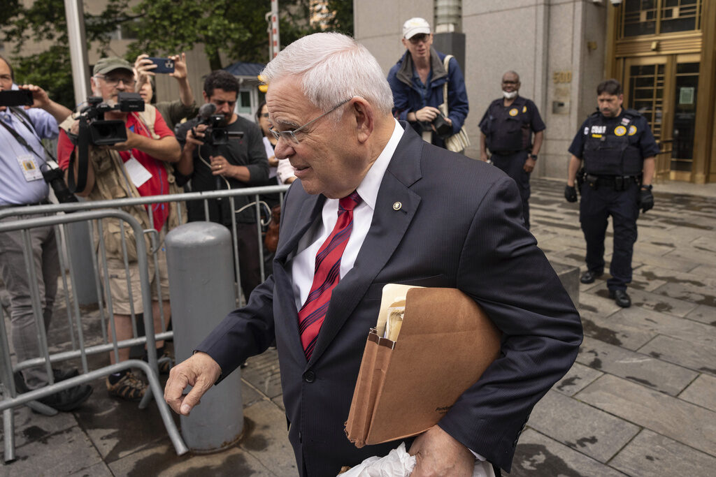 Menendez Bribery Sen. Robert Menendez, D-N.J., leaves Manhattan federal court, Thursday, June. 6, 2024, in New York. (AP Photo/Yuki Iwamura)