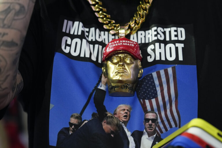 Trump t shirt and necklace