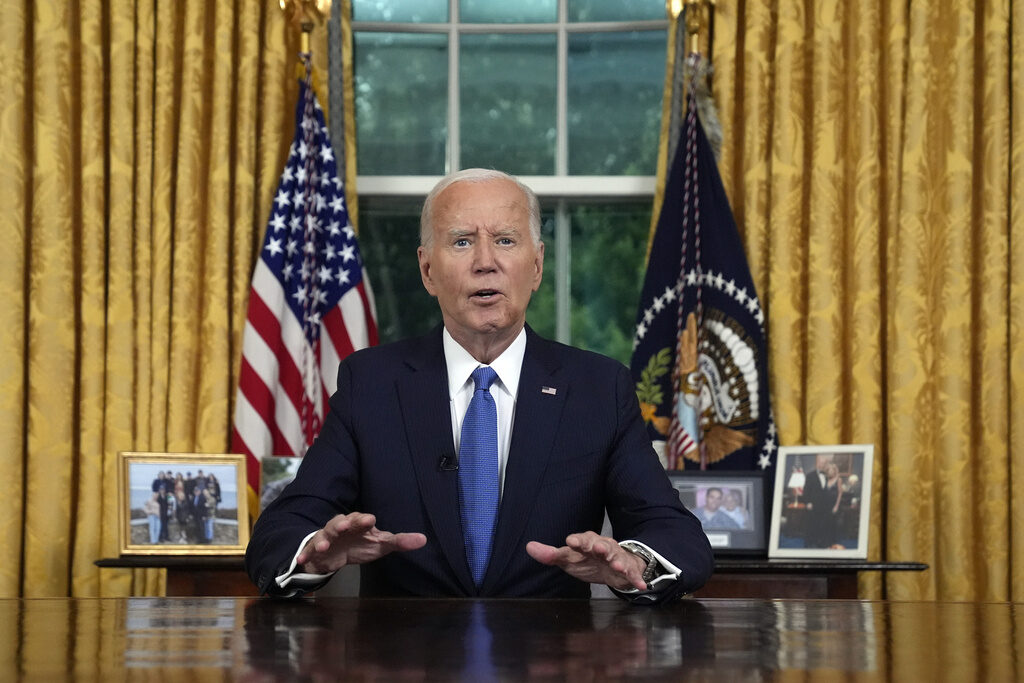 Election 2024 Biden President Joe Biden addresses the nation from the Oval Office of the White House in Washington, Wednesday, July 24, 2024, about his decision to drop his Democratic presidential reelection bid. (AP Photo/Evan Vucci, Pool)