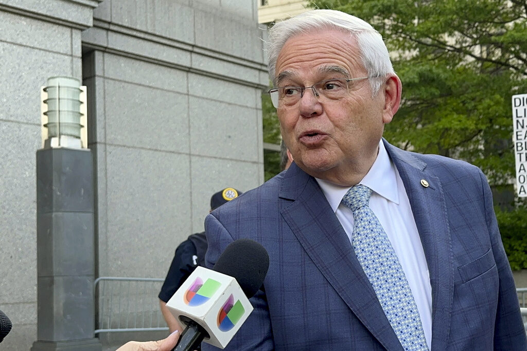 U.S. Sen. Bob Menendez, D-N.J., leaves federal court following the day's proceedings in his bribery trial, Wednesday, July 3, 2024, in New York. (AP Photo/Larry Neumeister)