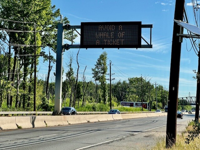 signs 1 NJ DOT humorous vehicle safety signs