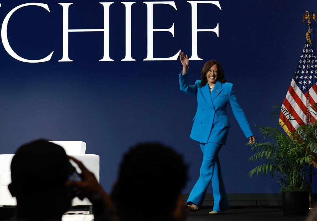 2024 ESSENCE Festival Of Culture‚Ñ¢ Presented By Coca-Cola¬Æ – Day 2 – Ernest N. Morial Convention Center Kamala Harris greeting the audience as she walks on stage
