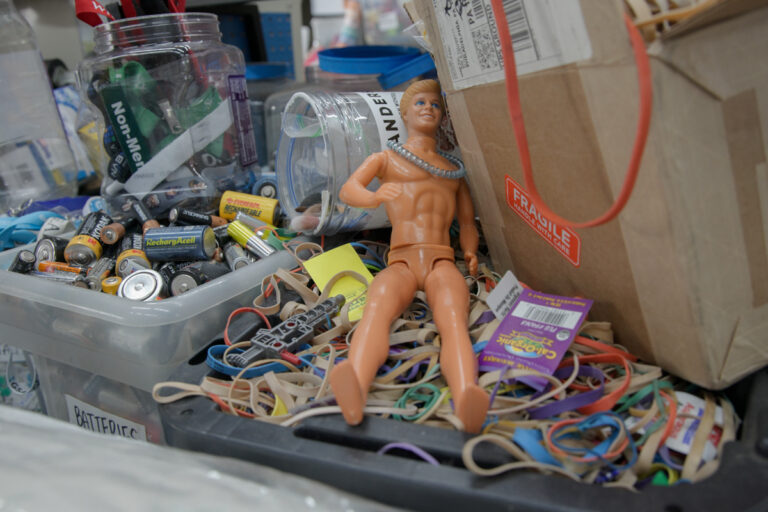 Toys in a pile of recyvling