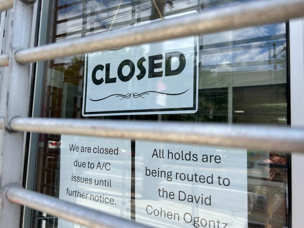 Torresdale-Library-air-conditioning-7 a Closed sign at the library