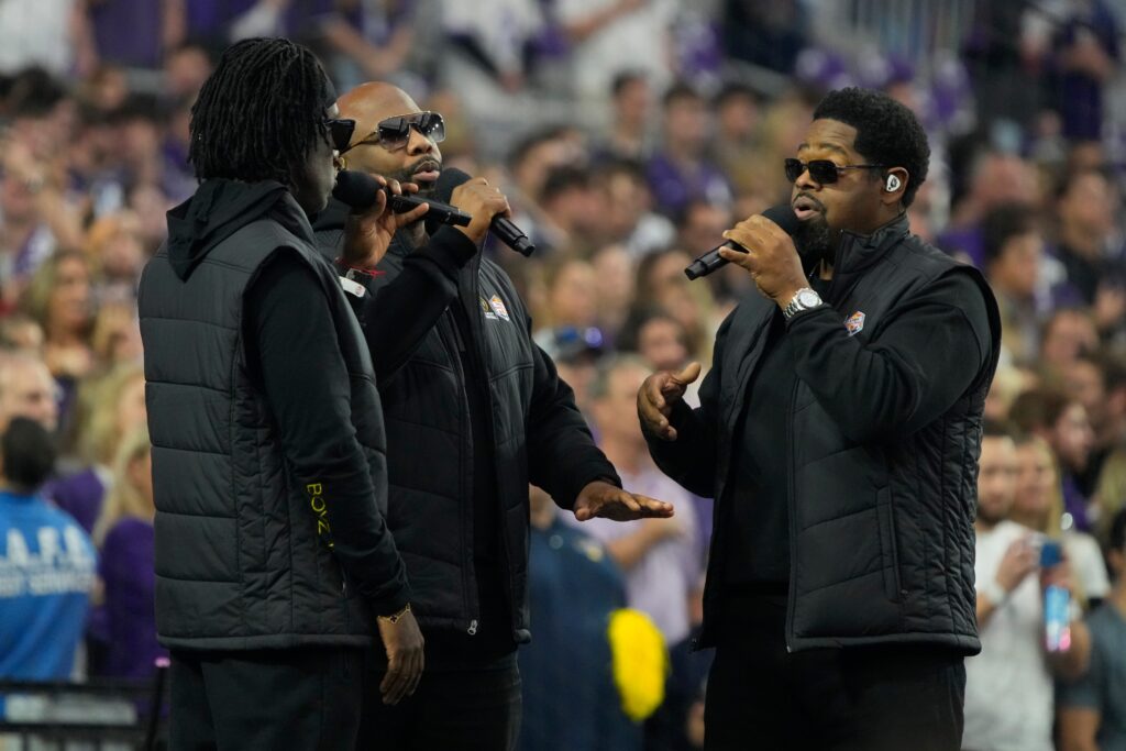 boyz-ii-men-2023 Boyz II Men singing