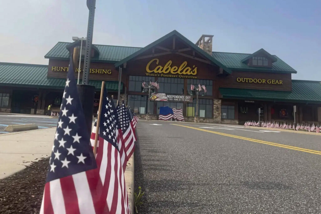 Cabela's parking lot