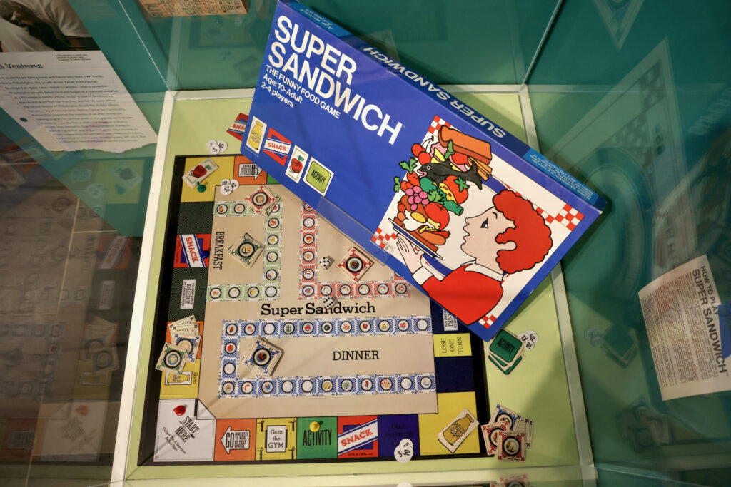 the game Super Sandwich on display