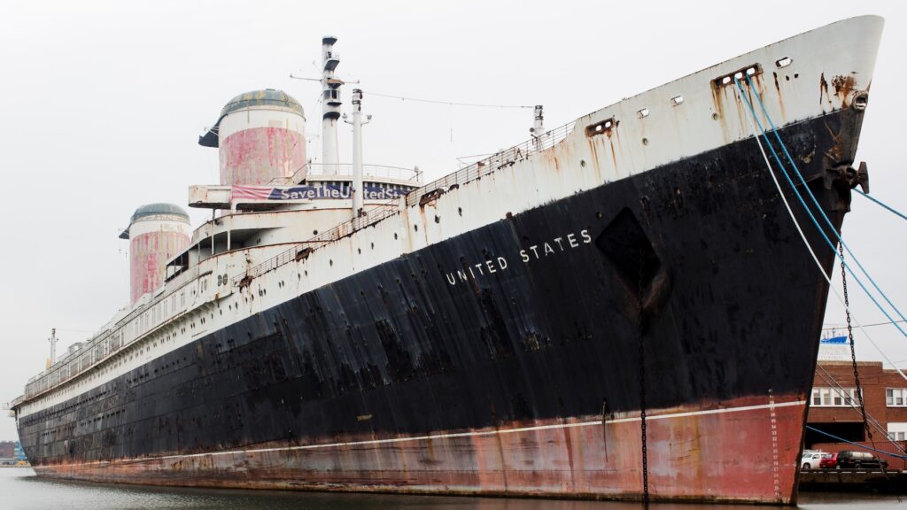 Historic Cruise Ship SS United States
