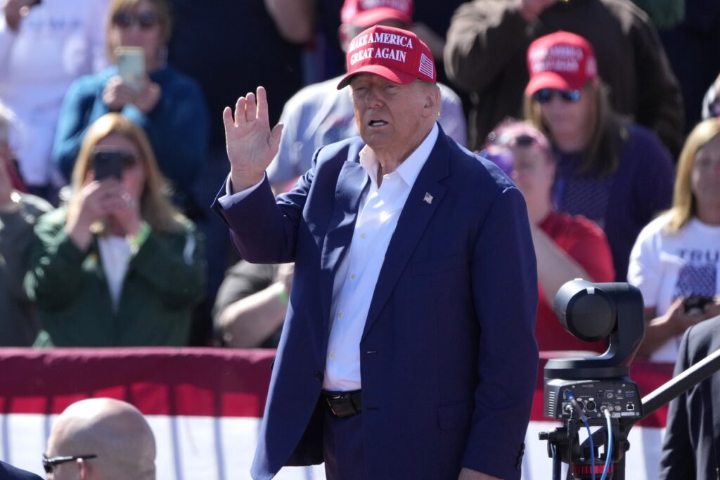 Election 2024 Trump Donald Trump waves