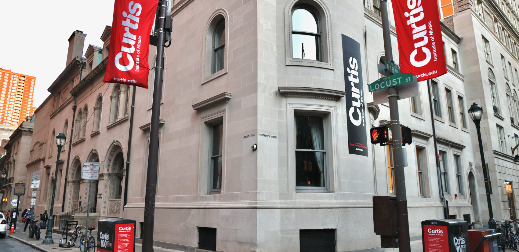 the outside of the Curtis Institute