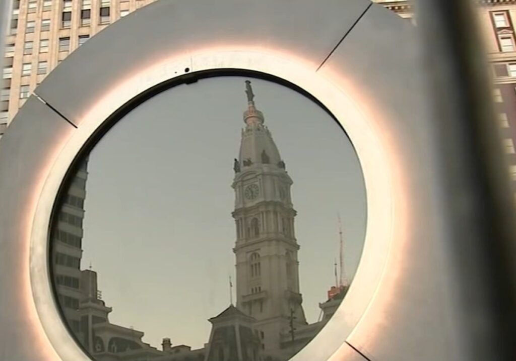 6abc-portal-2024-10-22 Portal in LOVE Park