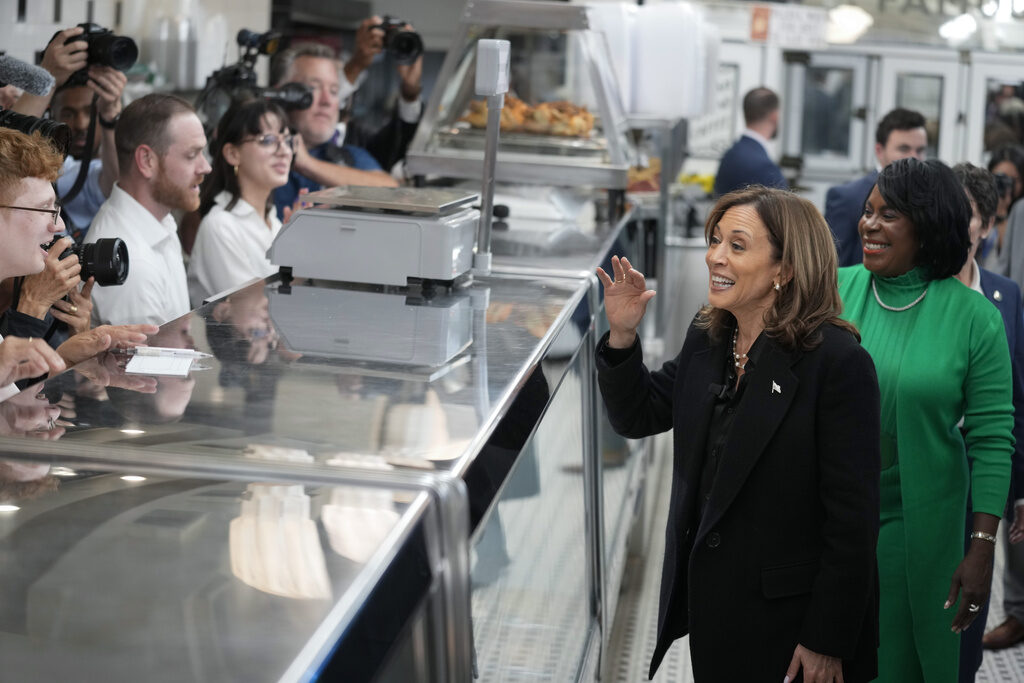 Election 2024 Harris Kamala Harris orders food at Philadelphia's Famous 4th Street Delicatessen