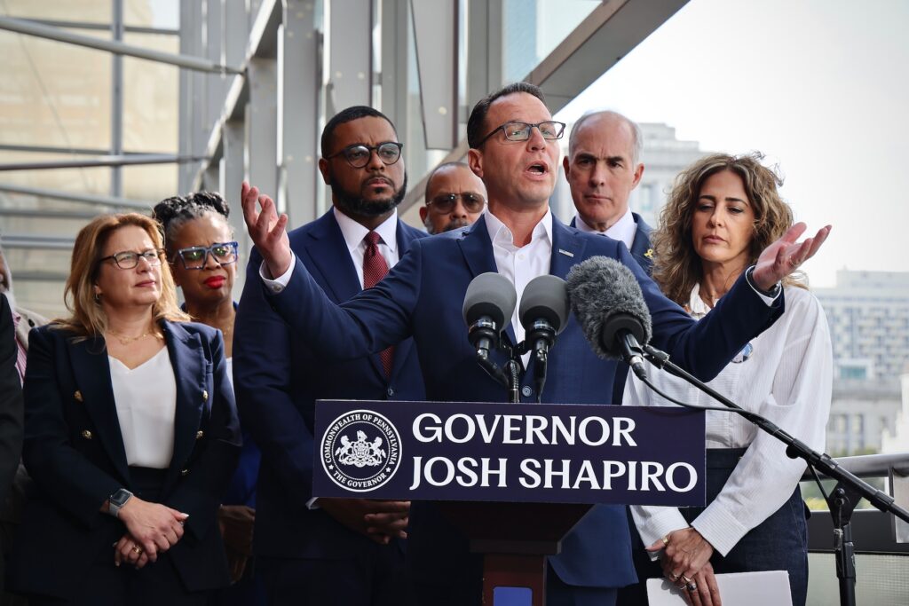 josh-shapiro-2024-10-07-2 Pennsylvania Gov. Josh Shapiro