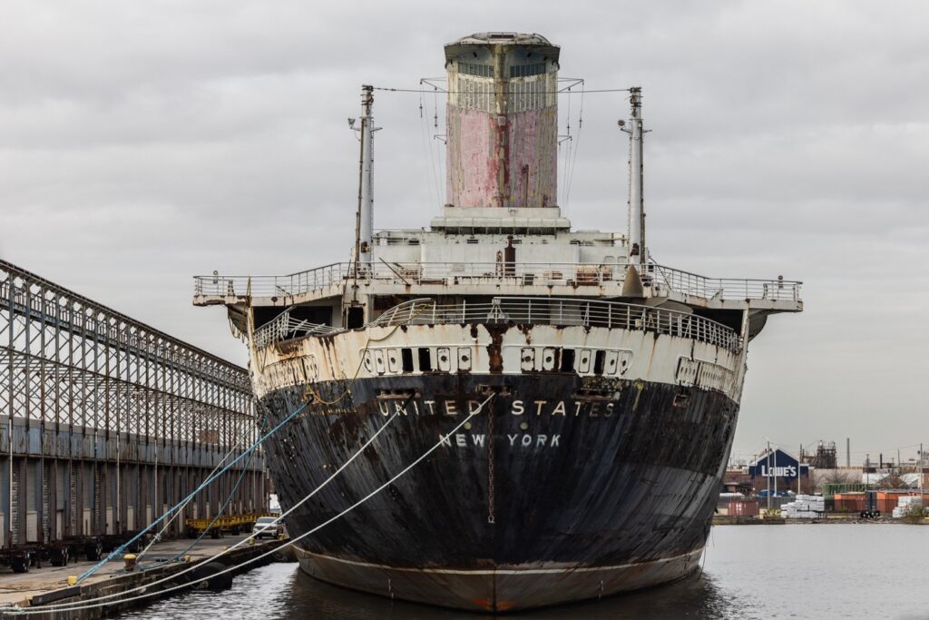 The SS United States in port at pier 82 in Philadelphia